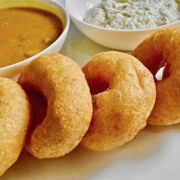 Medu Vada from Lakshya Sweets, Jind